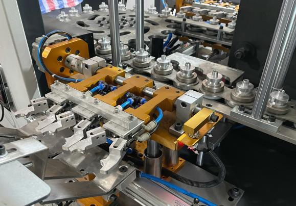 PET Bottle  Blow Molding Machine Output
