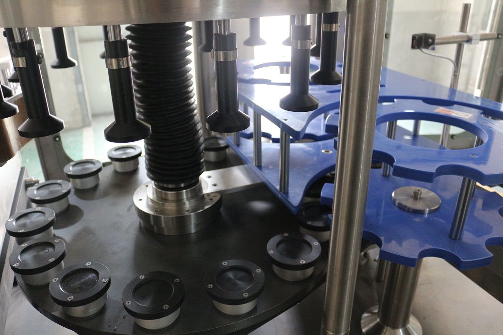OPP/BOPP Hot Melt Glue Labeling Machine